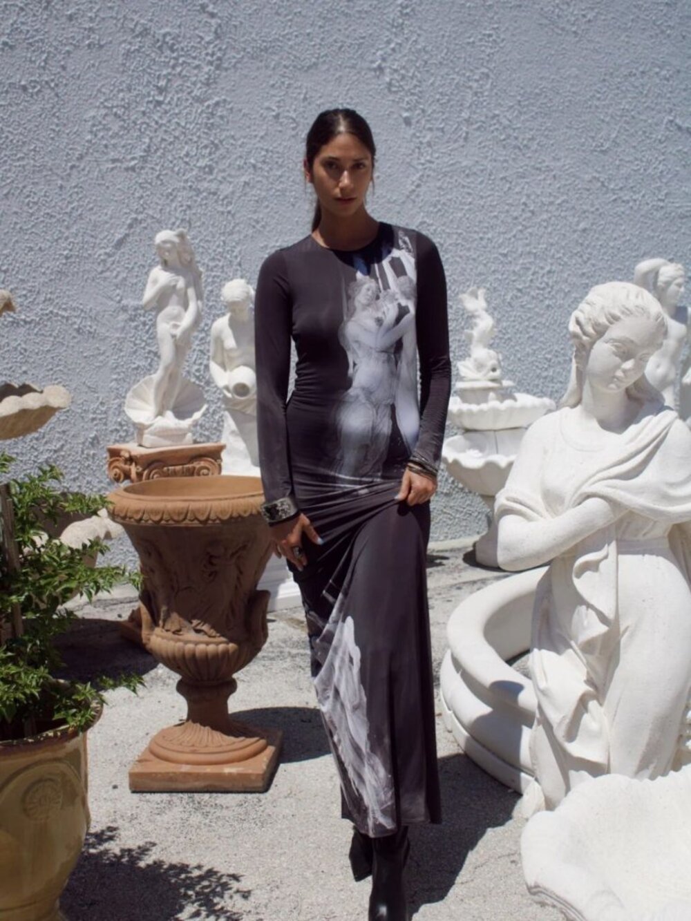 Alice + Olivia Delora Maxi Dress 4 in Renaissance Fresco - Picture 9 of 16